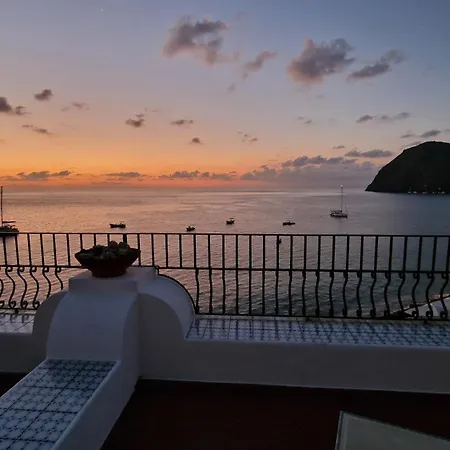 Apartment Eolie *