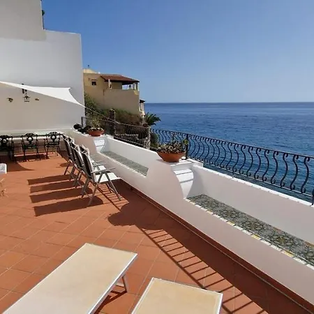 Eolie Apartment *