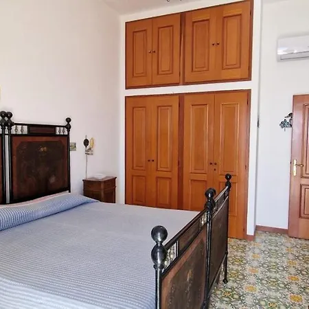 Eolie Apartment